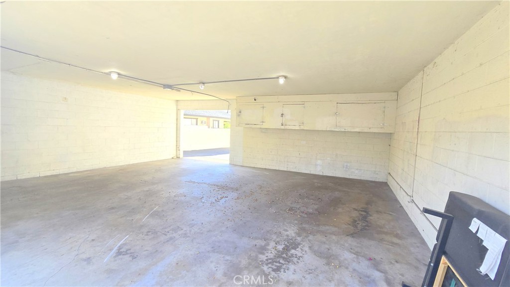 380 N 9th Avenue