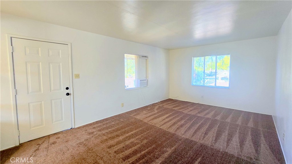 384 N 9th Avenue