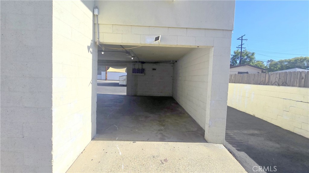 384 N 9th Avenue
