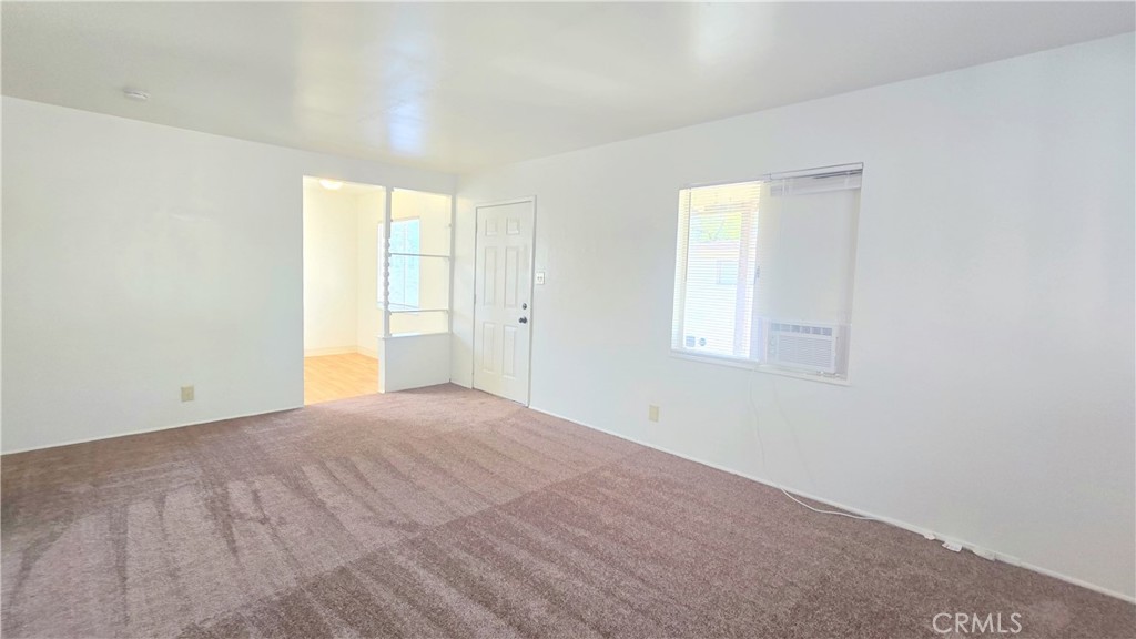 384 N 9th Avenue