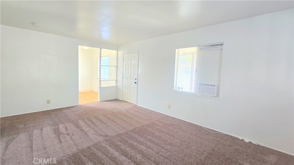 384 N 9th Avenue