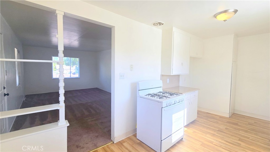 384 N 9th Avenue