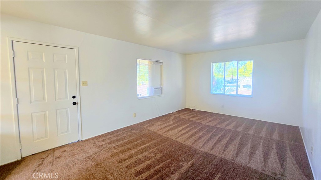 384 N 9th Avenue