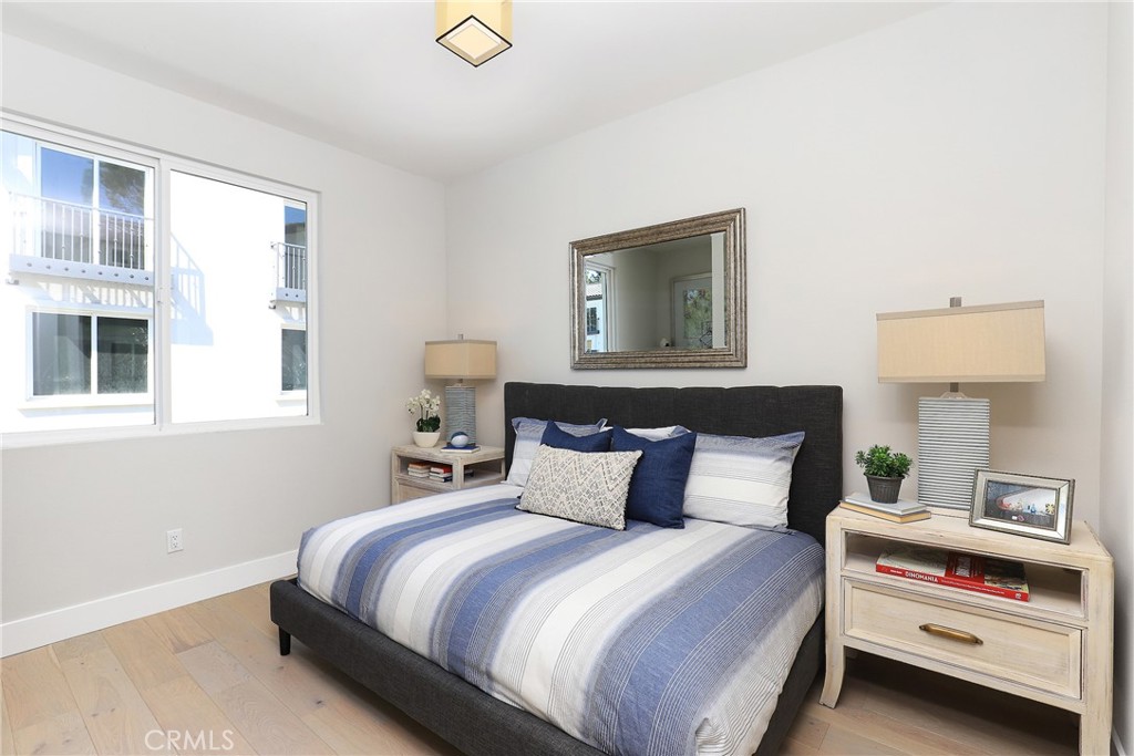 6 Oakmont Street