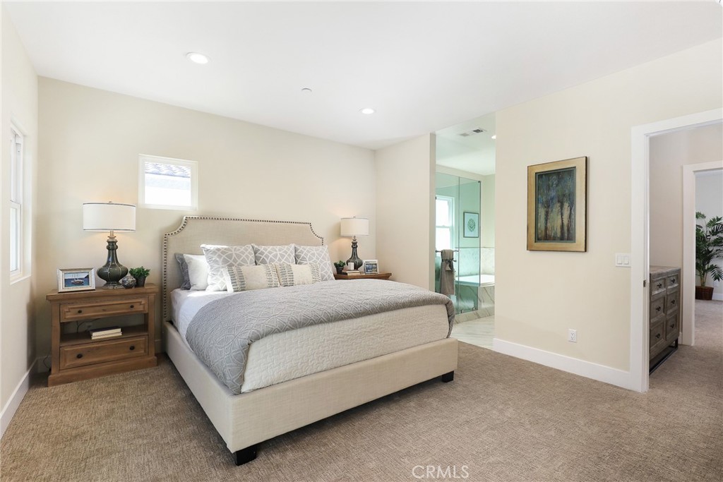 6 Oakmont Street
