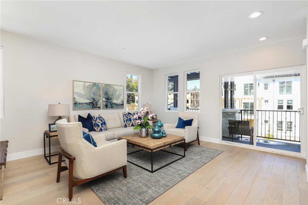 6 Oakmont Street