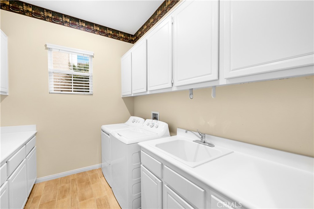 221 Grand Oaks Drive