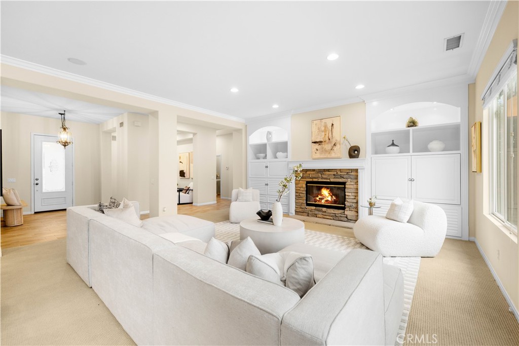 221 Grand Oaks Drive
