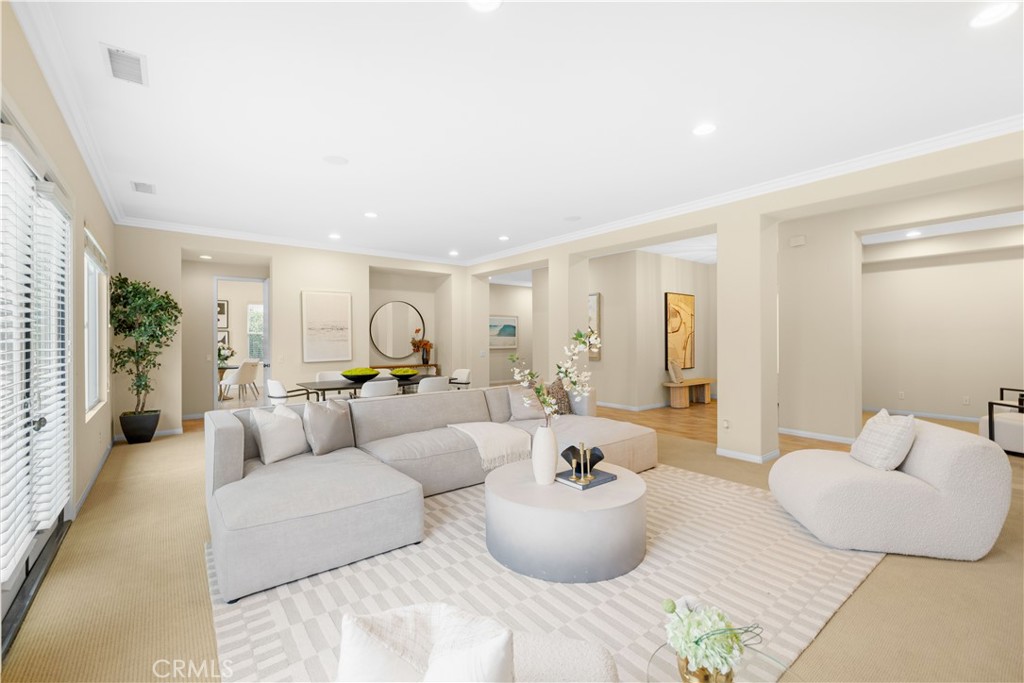 221 Grand Oaks Drive