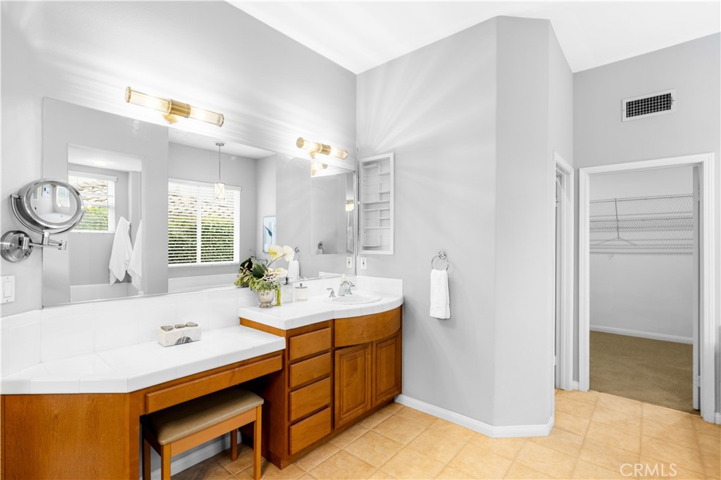 221 Grand Oaks Drive