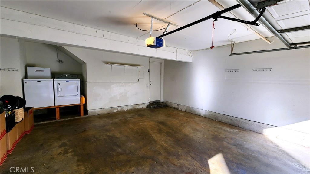 1102 Cleghorn Drive F