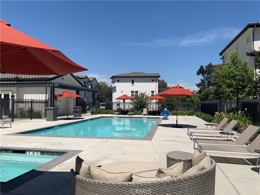 8 Oakmont Avenue