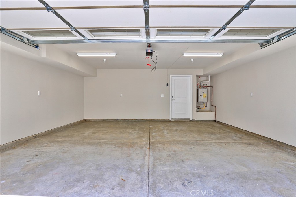 1 Turnbury Avenue