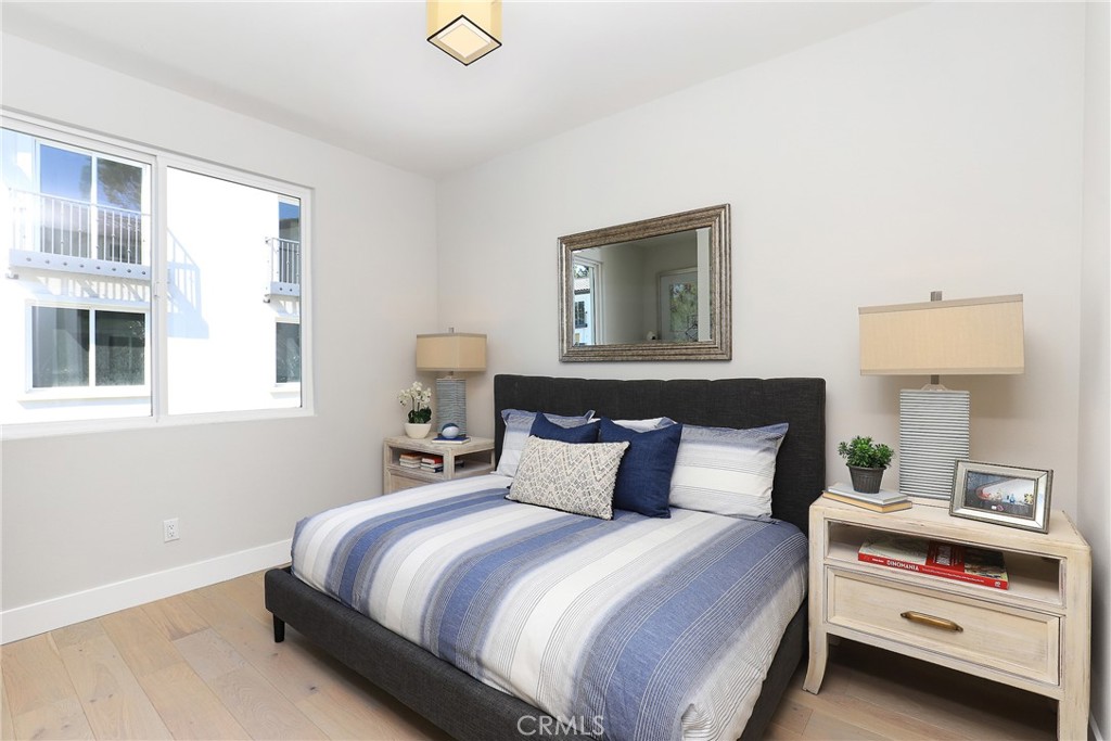 1 Turnbury Avenue