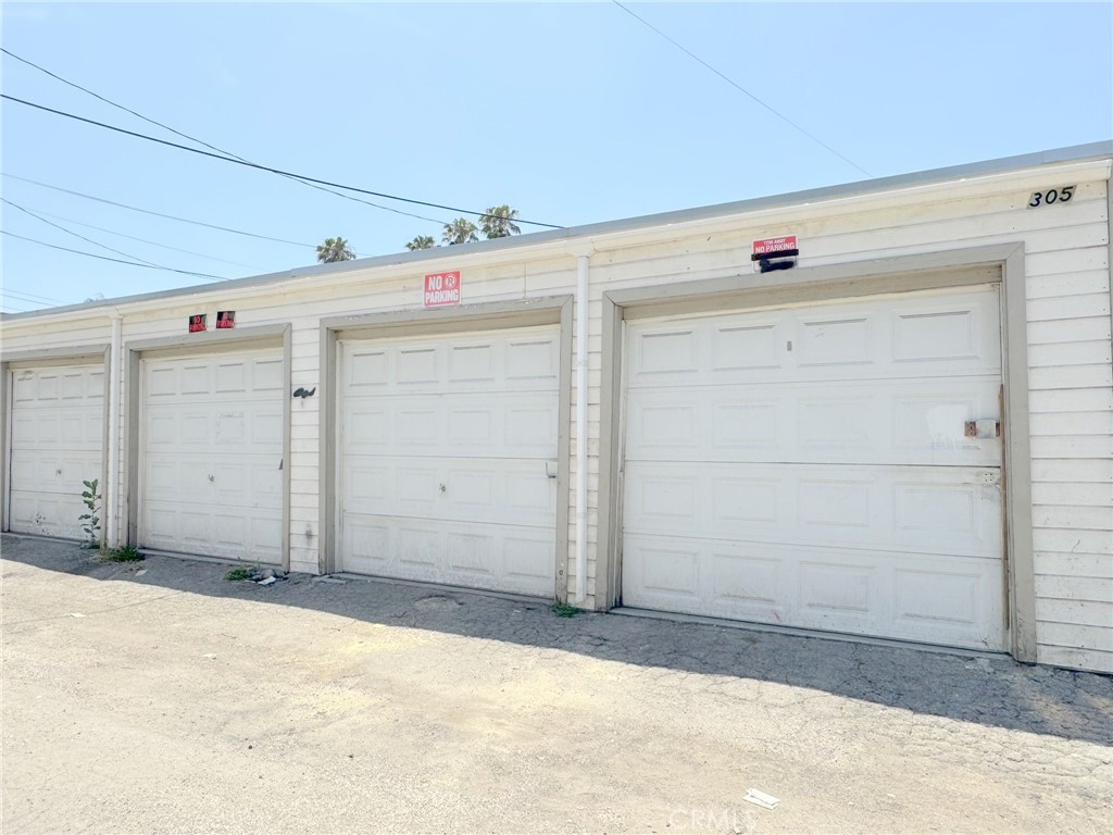 305 Orchid Lane 2