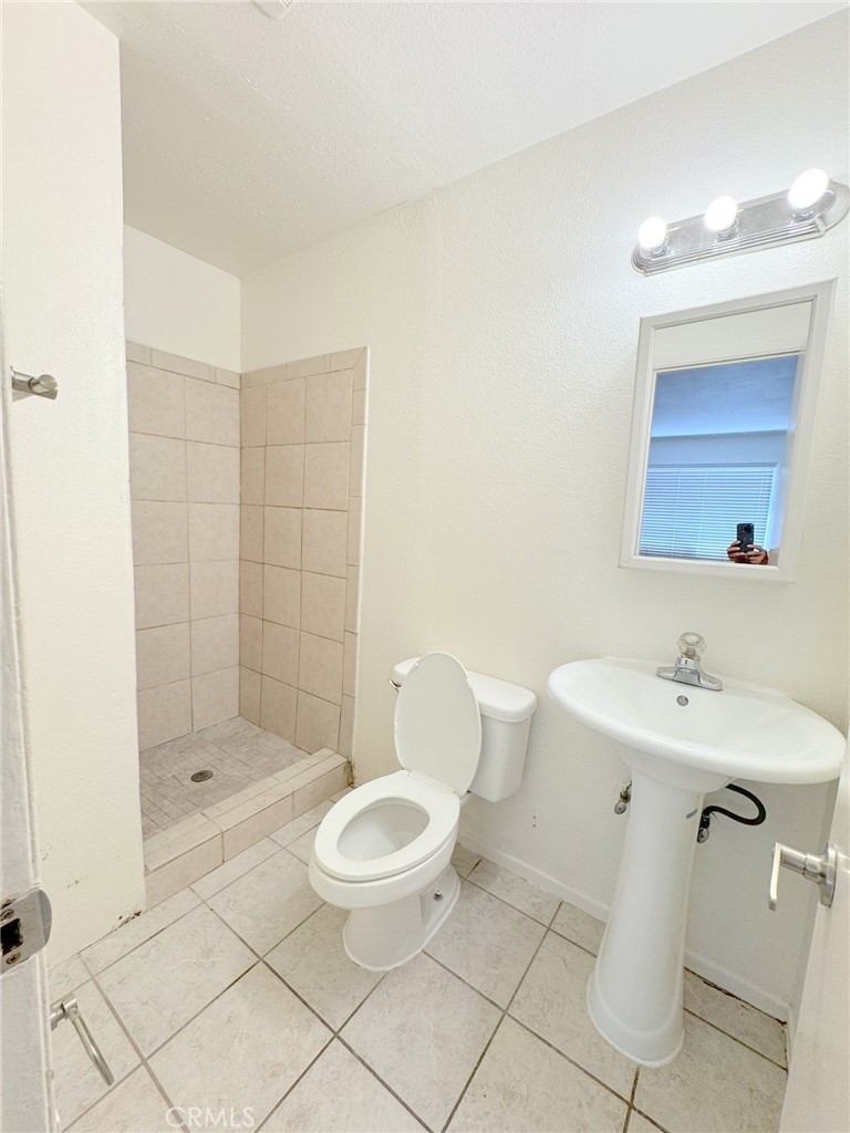 305 Orchid Lane 2