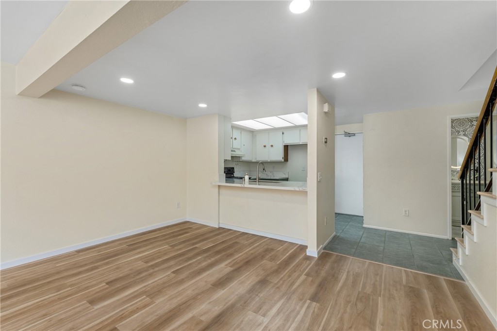 2321 S Magnolia Avenue 6E