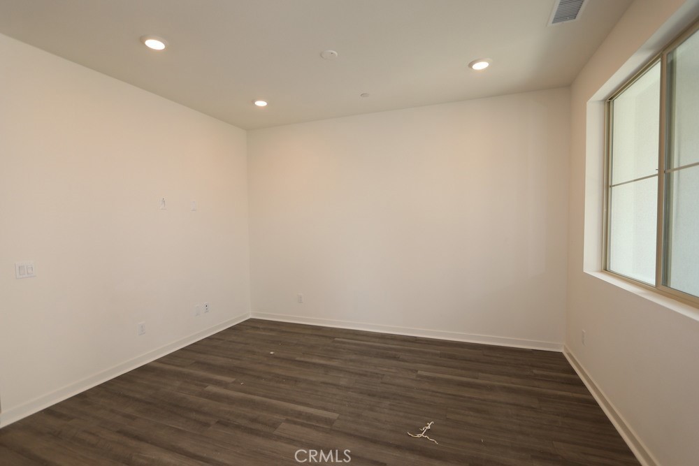 3520 E Peckham Paseo #4