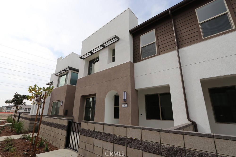 3520 E Peckham Paseo #4