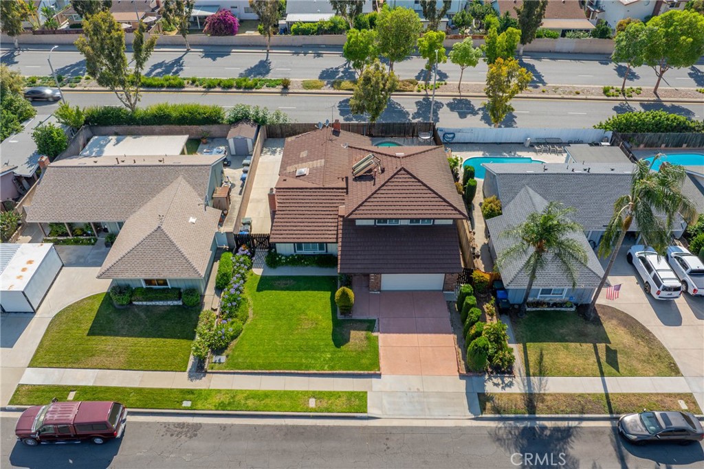 2109 Lerona Avenue