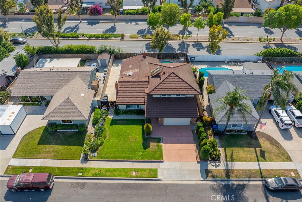 2109 Lerona Avenue