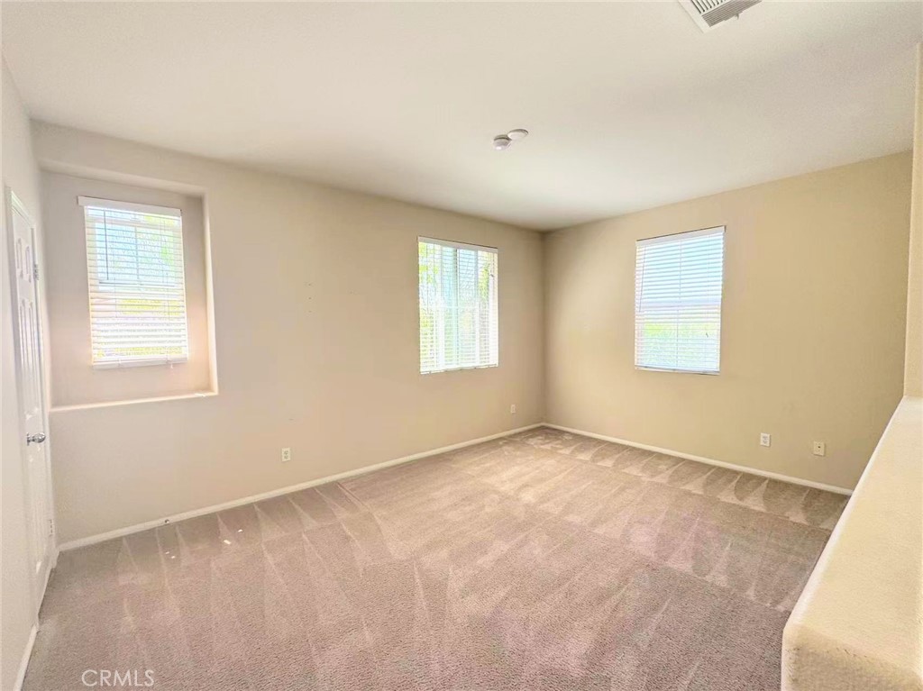 14601 Westfield Avenue