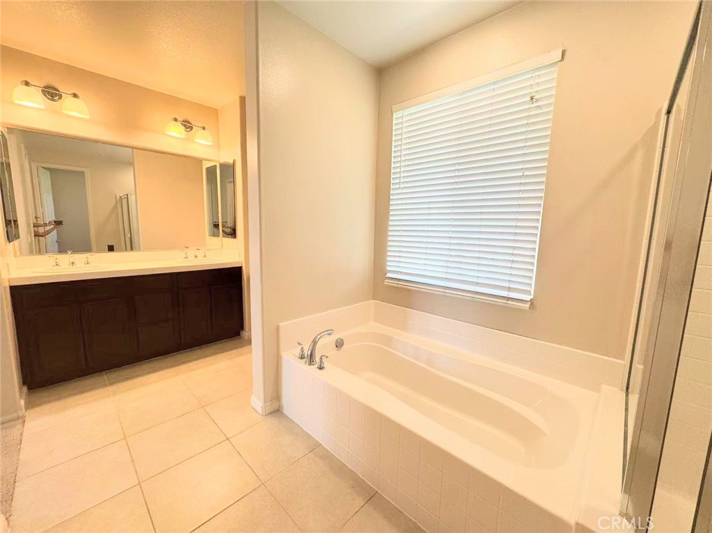 14601 Westfield Avenue