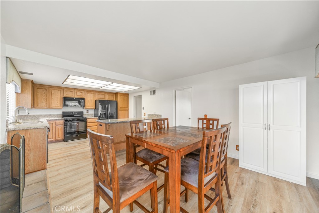 33 Edgebrook Drive