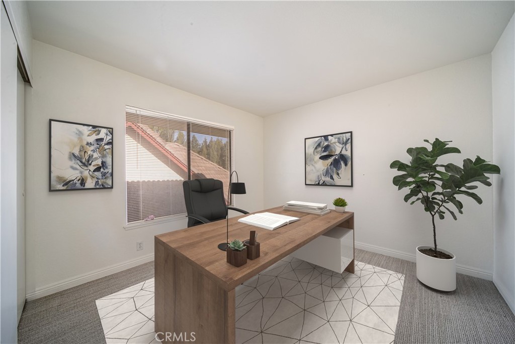 33 Edgebrook Drive