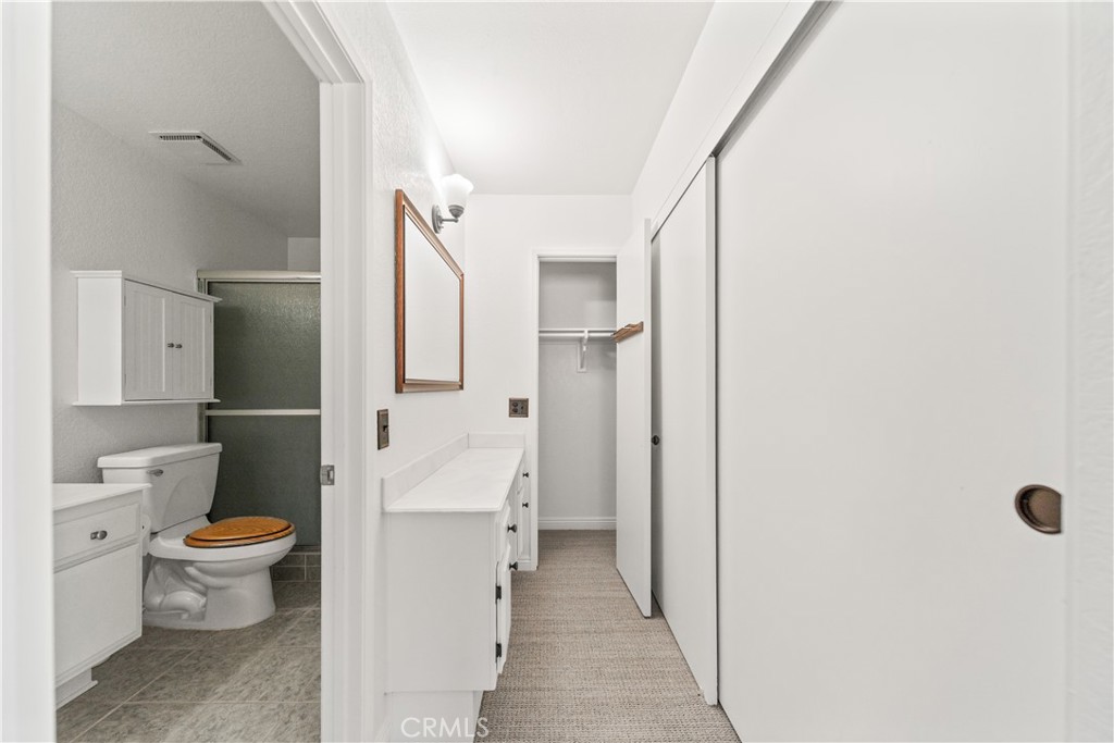 33 Edgebrook Drive