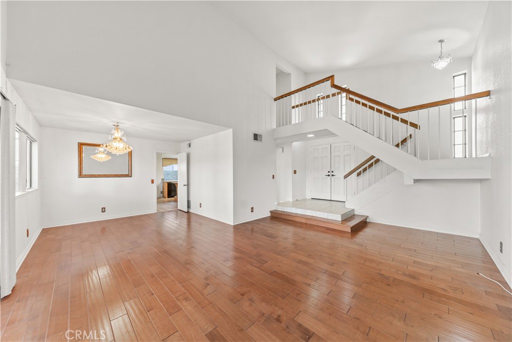 33 Edgebrook Drive