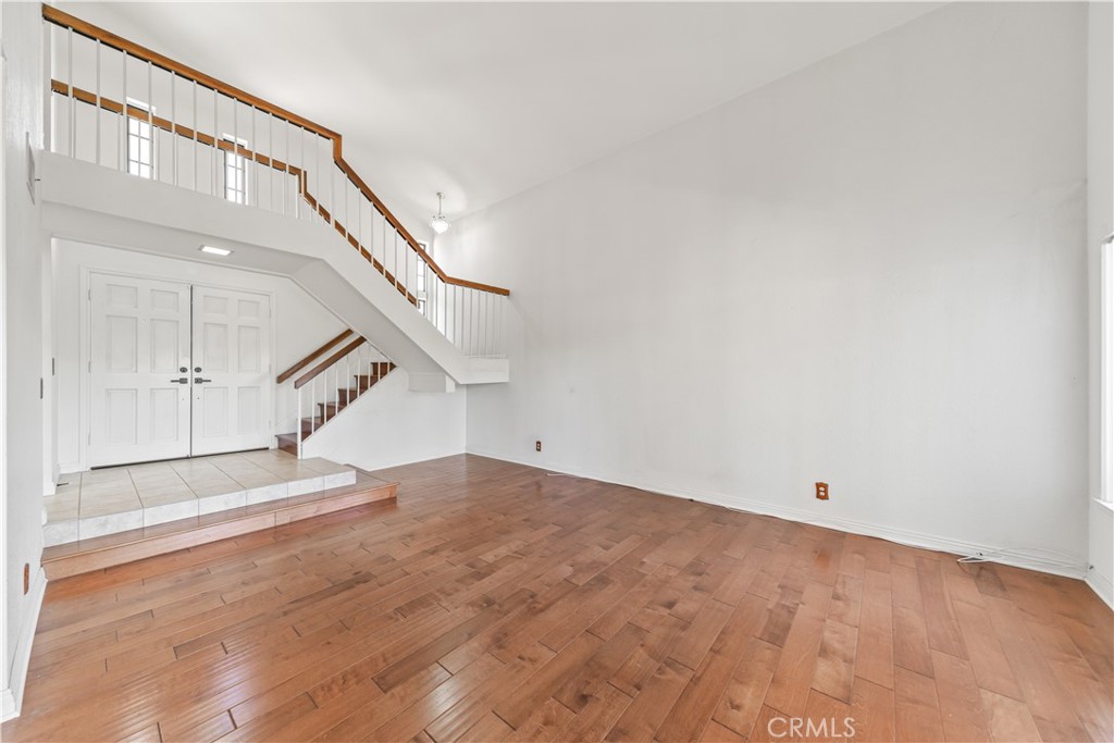 33 Edgebrook Drive