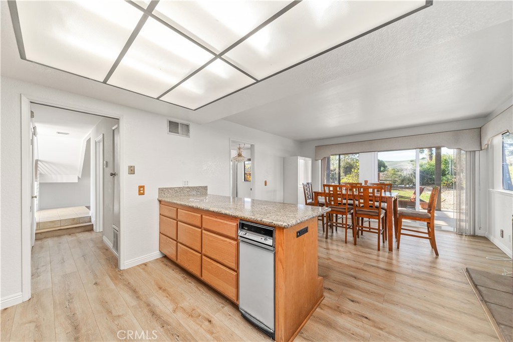 33 Edgebrook Drive