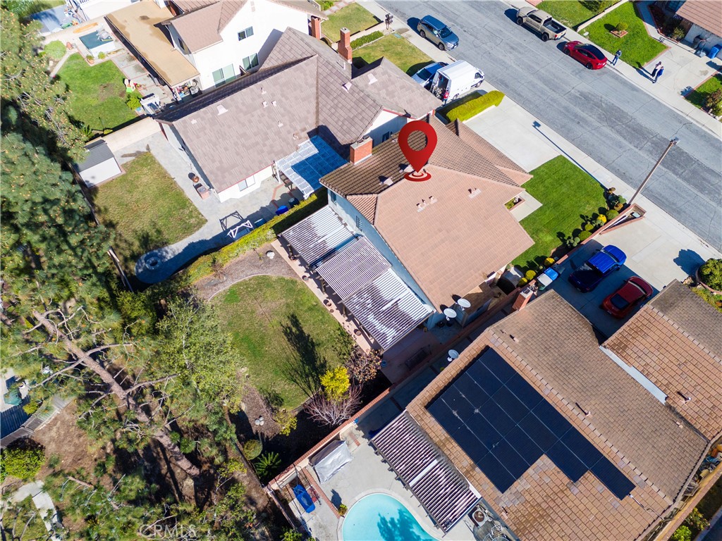 33 Edgebrook Drive