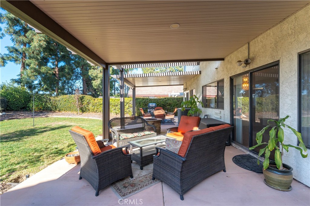 33 Edgebrook Drive