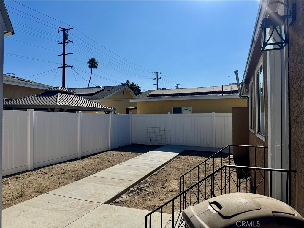 309 E California Street