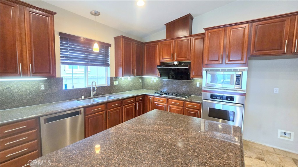 4074 Cedarwood Court