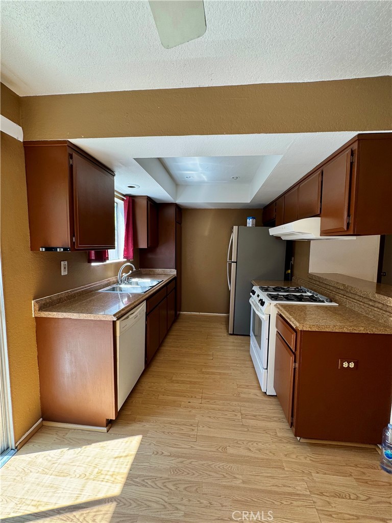 1231 Hillandale Avenue 10