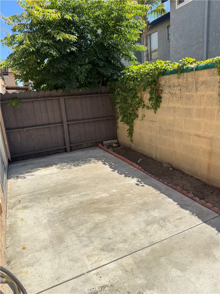 1231 Hillandale Avenue 10