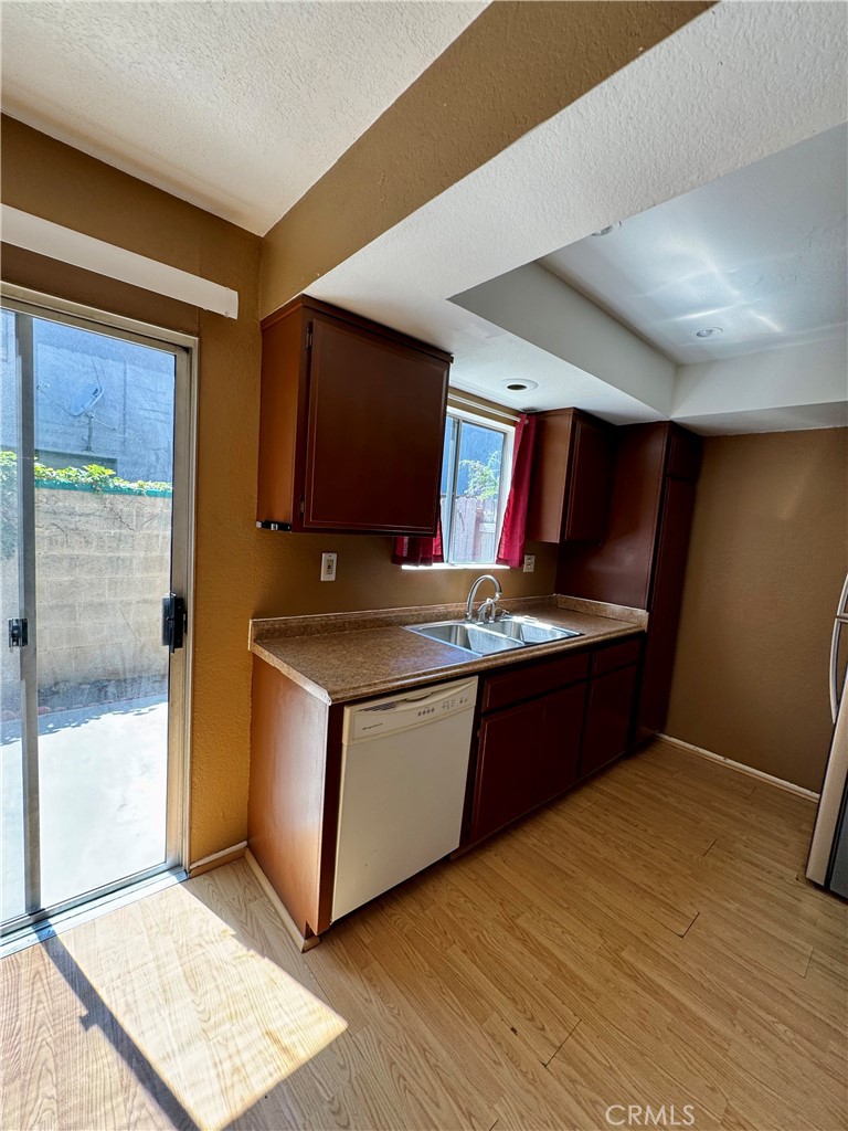 1231 Hillandale Avenue 10