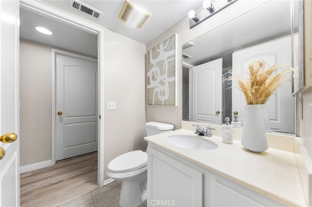 11289 Terra Vista B