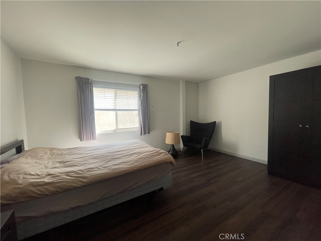 112 N Primrose Avenue