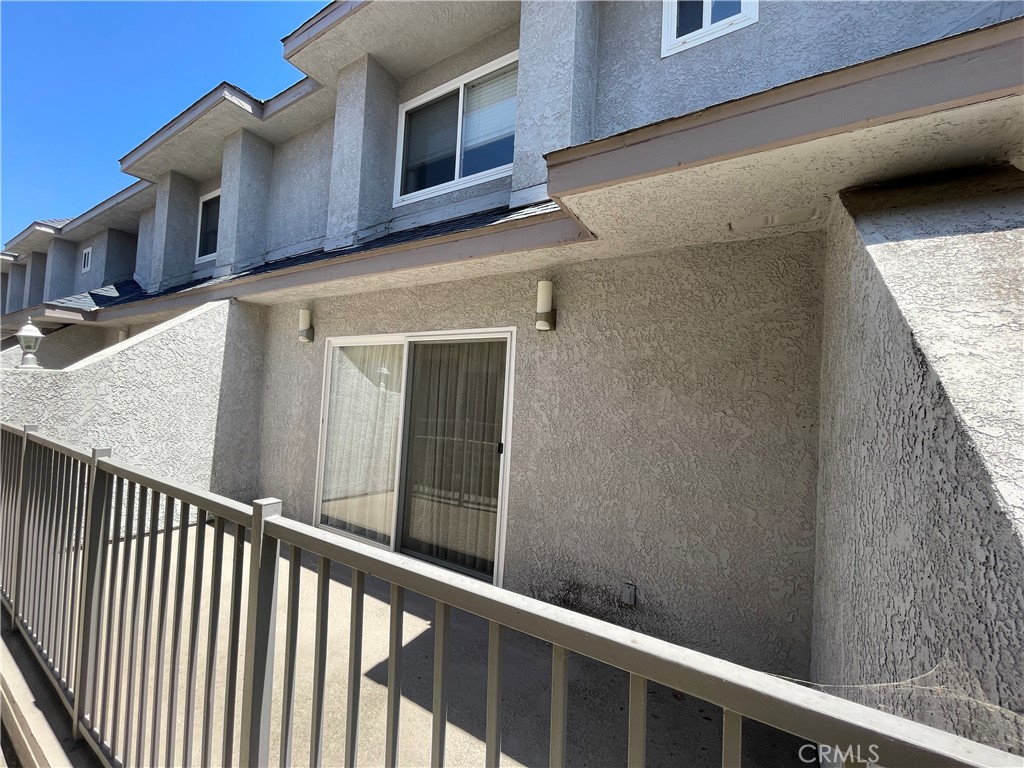422 N 3rd Street