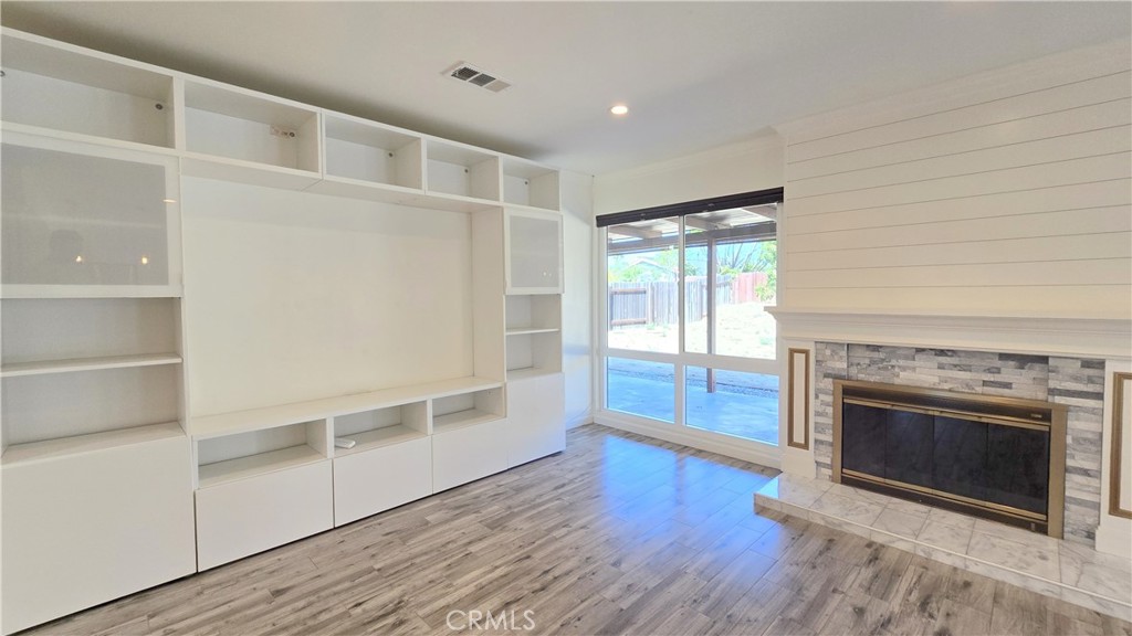 2324 Los Bentos Drive