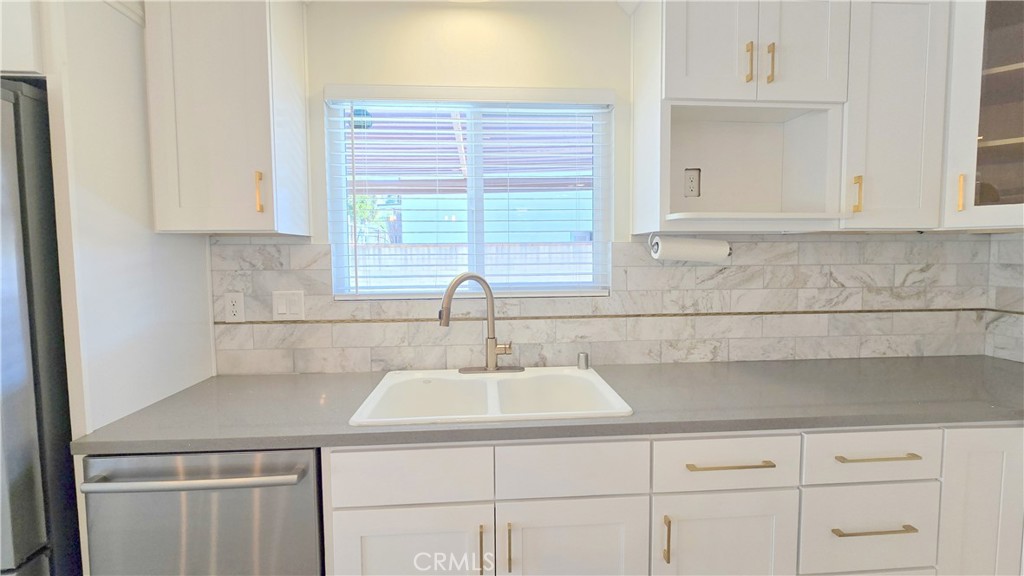 2324 Los Bentos Drive