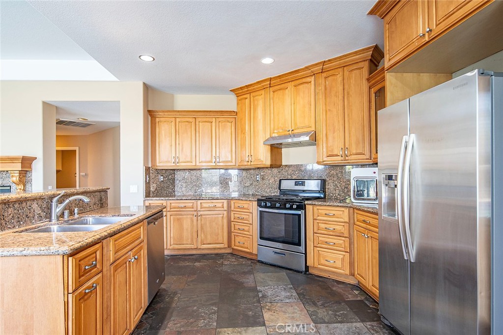 18553 Stonegate Lane