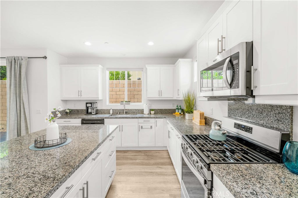 6952 Silverado Street