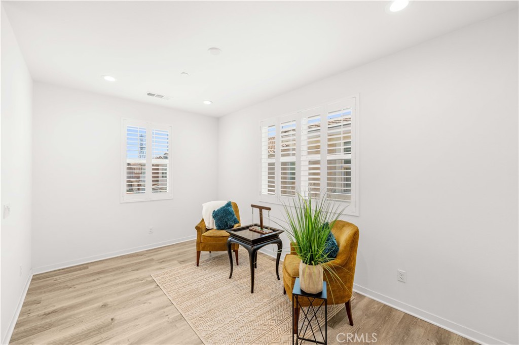 6952 Silverado Street