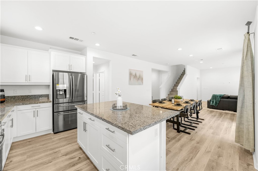 6952 Silverado Street