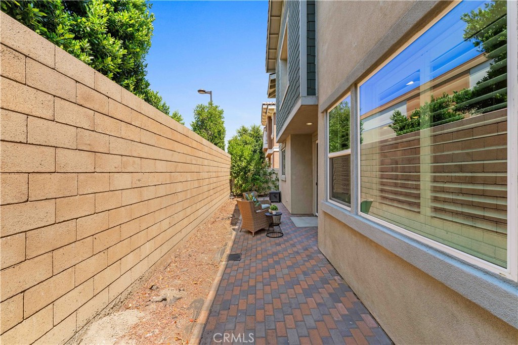 6952 Silverado Street